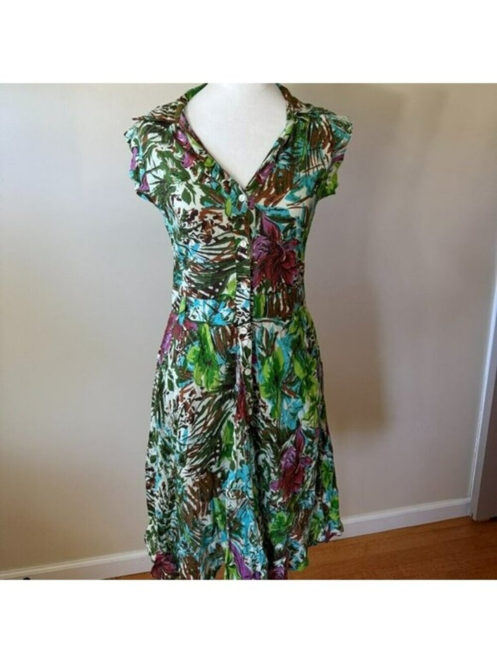 Gold Beetle Button Up Collared Short Sleeve Jungle Floral Print Midi Dress Small